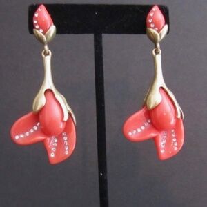 Oscar de la Renta Peach Magnolia Earrings